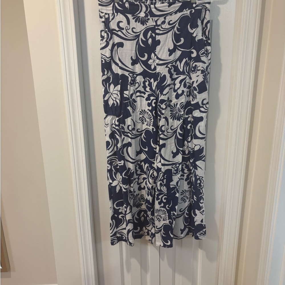 Floral Navy and White Women's wide leg pants